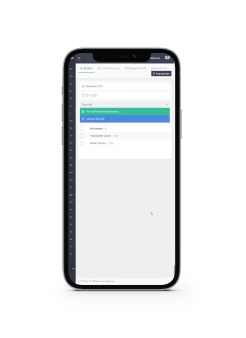 Alcolm Business Software auf einem Mobiltelefon, Ansicht des Lohnlaufs mit Mitarbeiterliste.